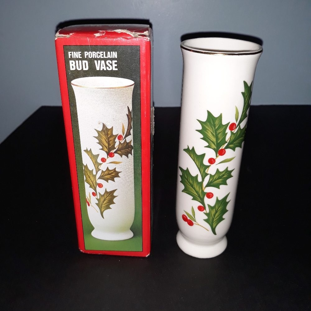 Vase.